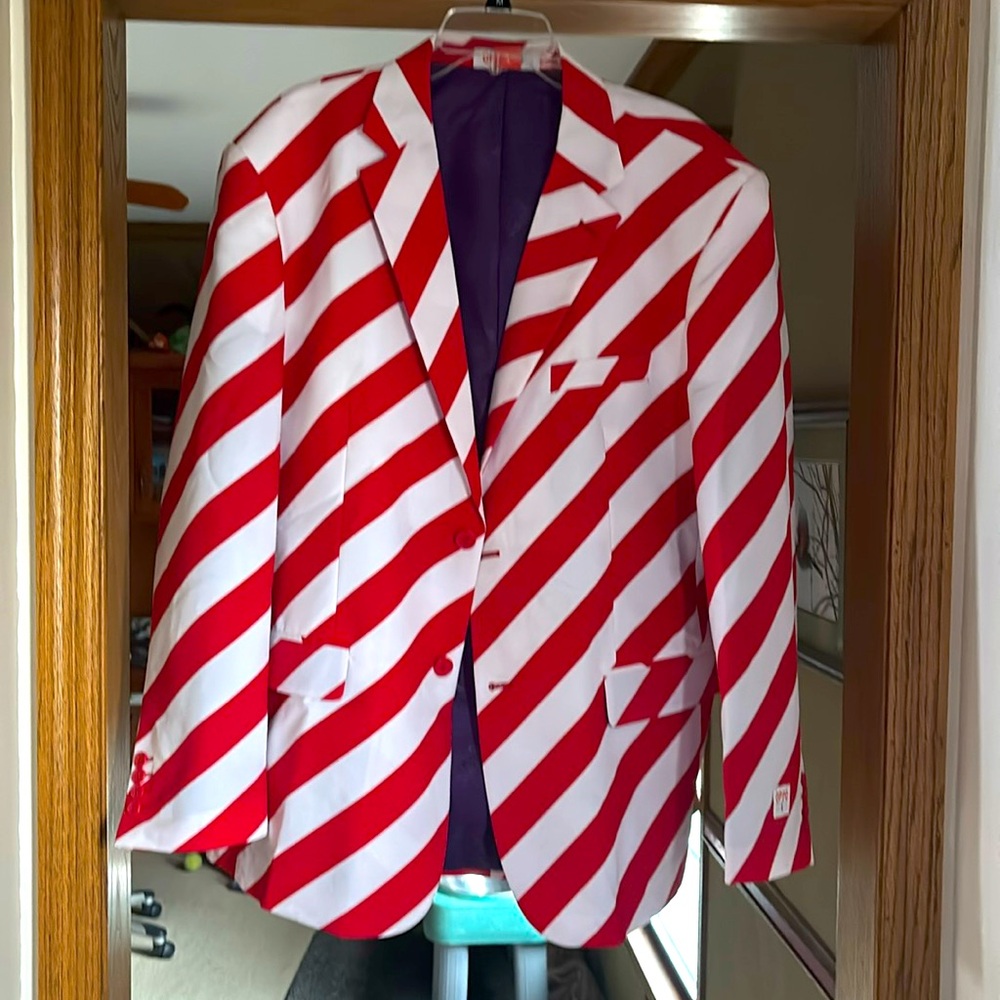 Men’s patriotic blazer by Oppo suits size 48